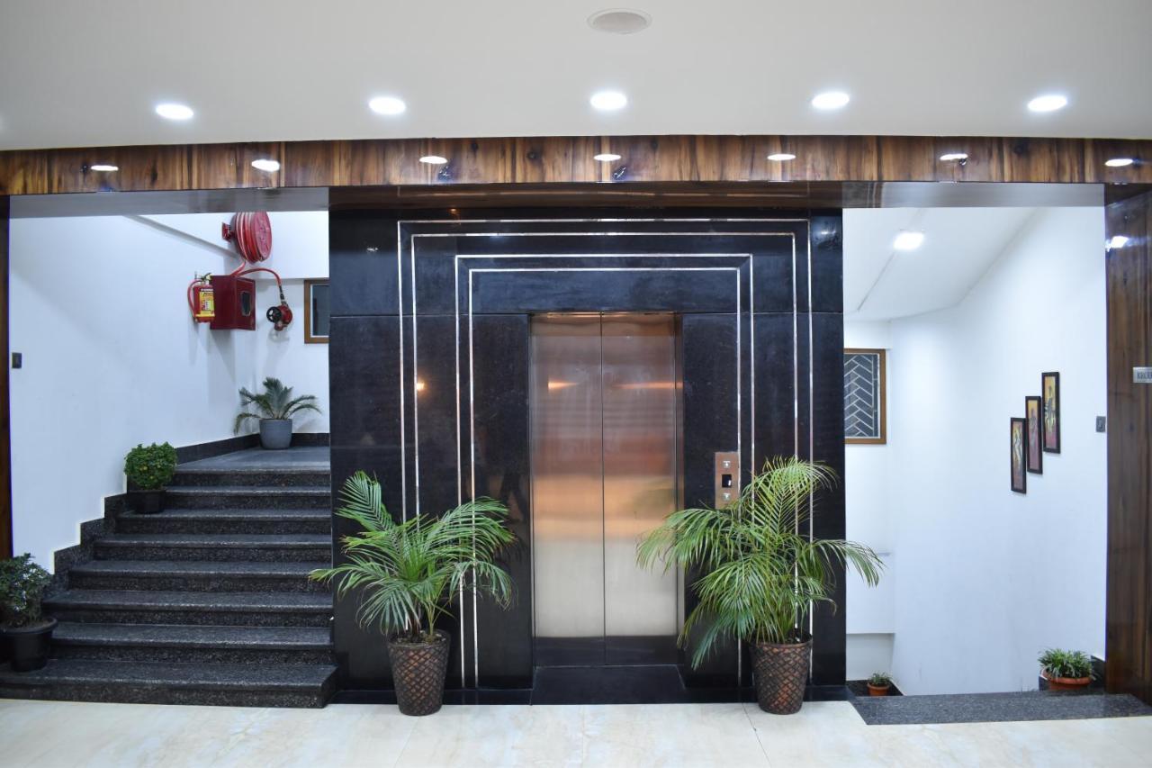 Hotel Sapphire Tinsukia Exterior photo